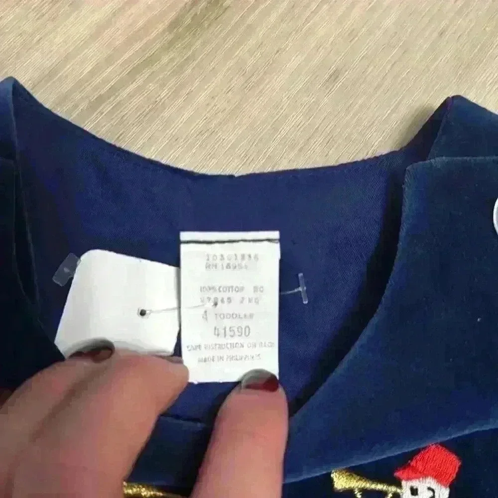 Velvet romper with stitched appliqué size 4T - Picture 3 of 4